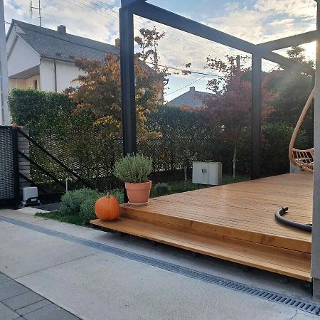 Maxim Apartments Harkány Екстериор снимка