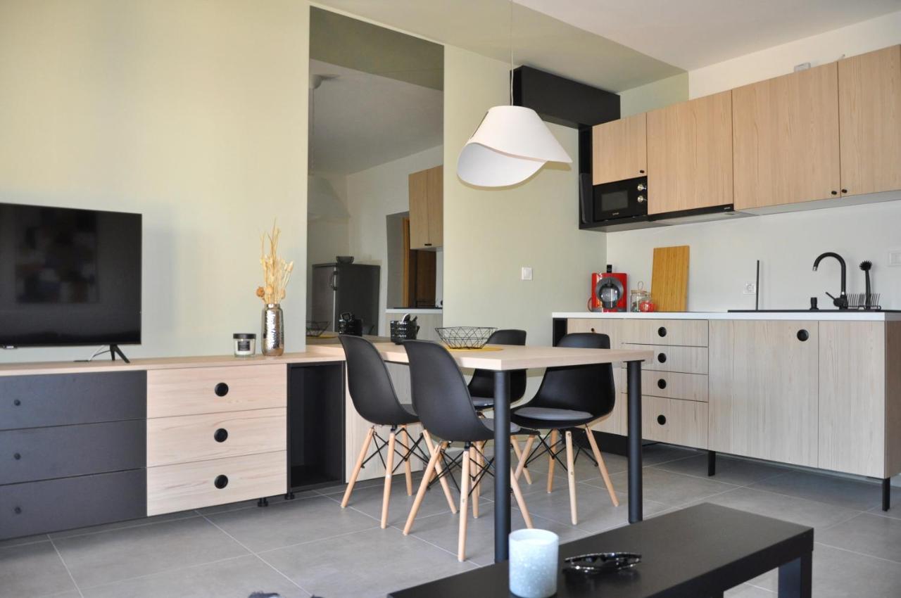 Maxim Apartments Harkány Екстериор снимка